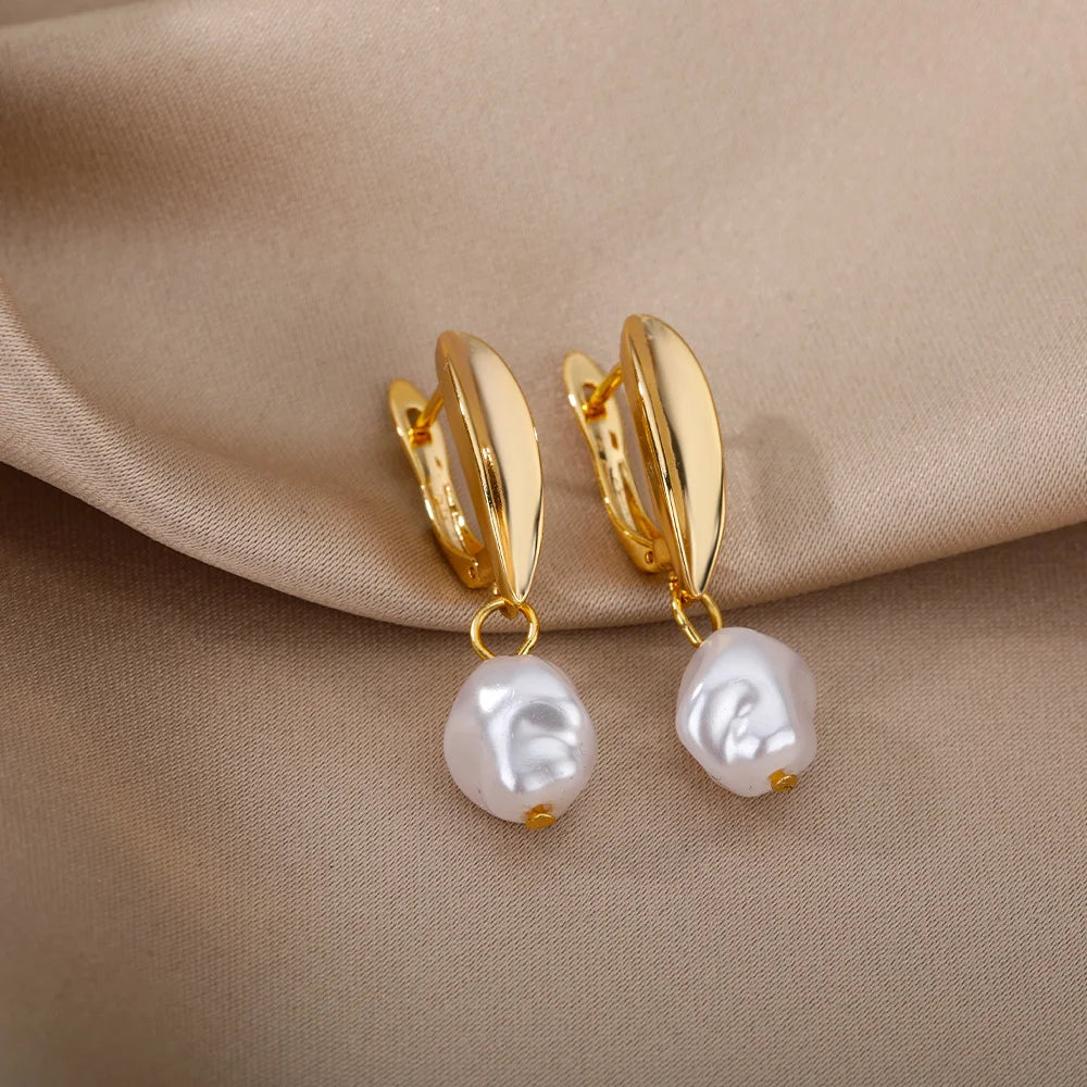 Circle Earrings For Women Vintage Punk Baroque Pearl Earrings Stainless Steel Ear Clip Women Jewelry Imitation Pearl