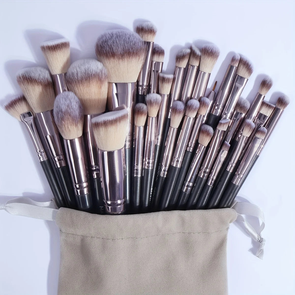 30pcs Professional Makeup Brush Eye Shadows Beauty Tools with Bag